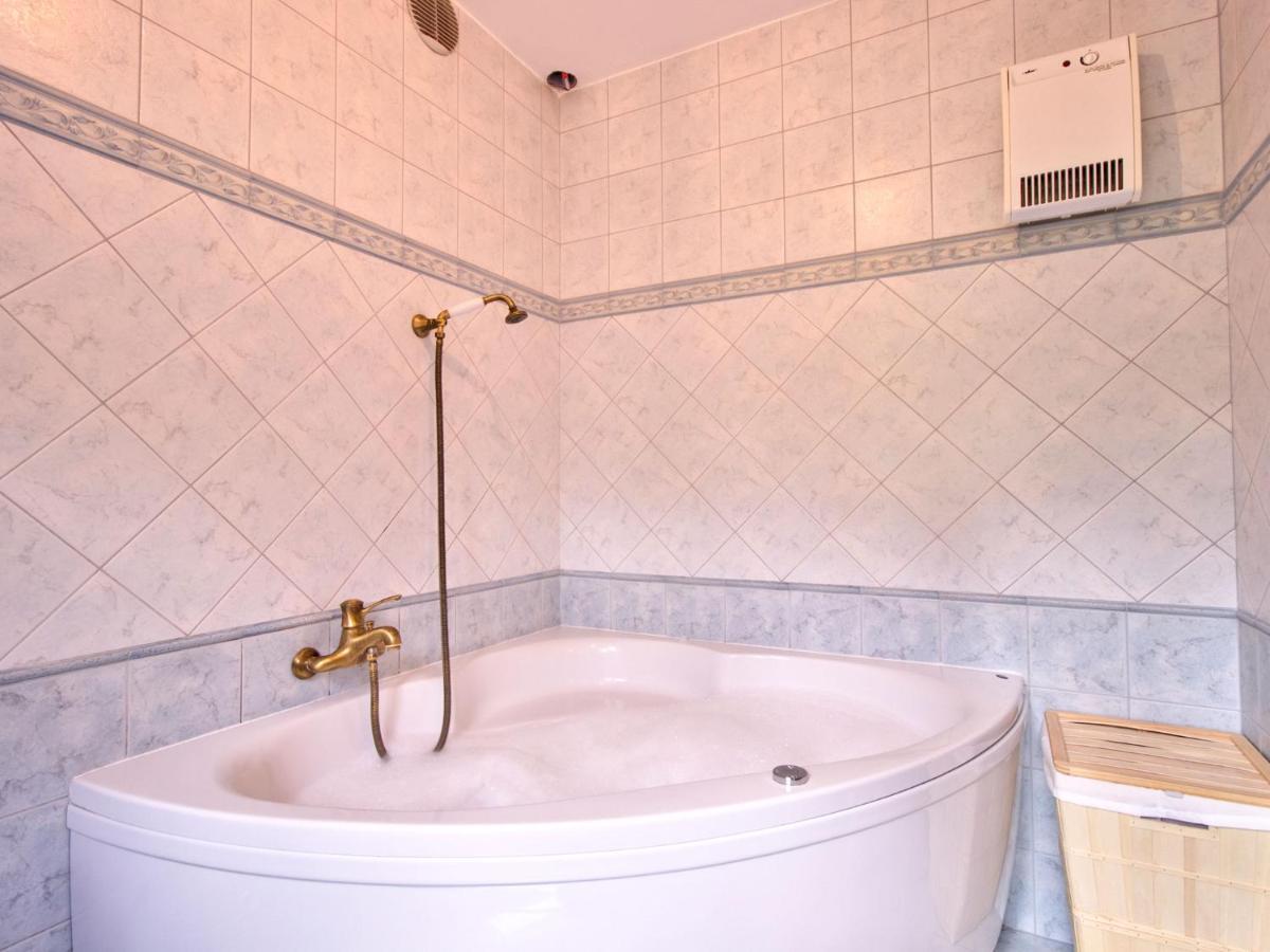 Apartma Rihter Crni Kal Bagian luar foto